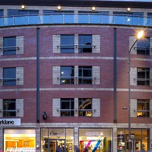 **** Aparthotel Roomzzz United Kingdom